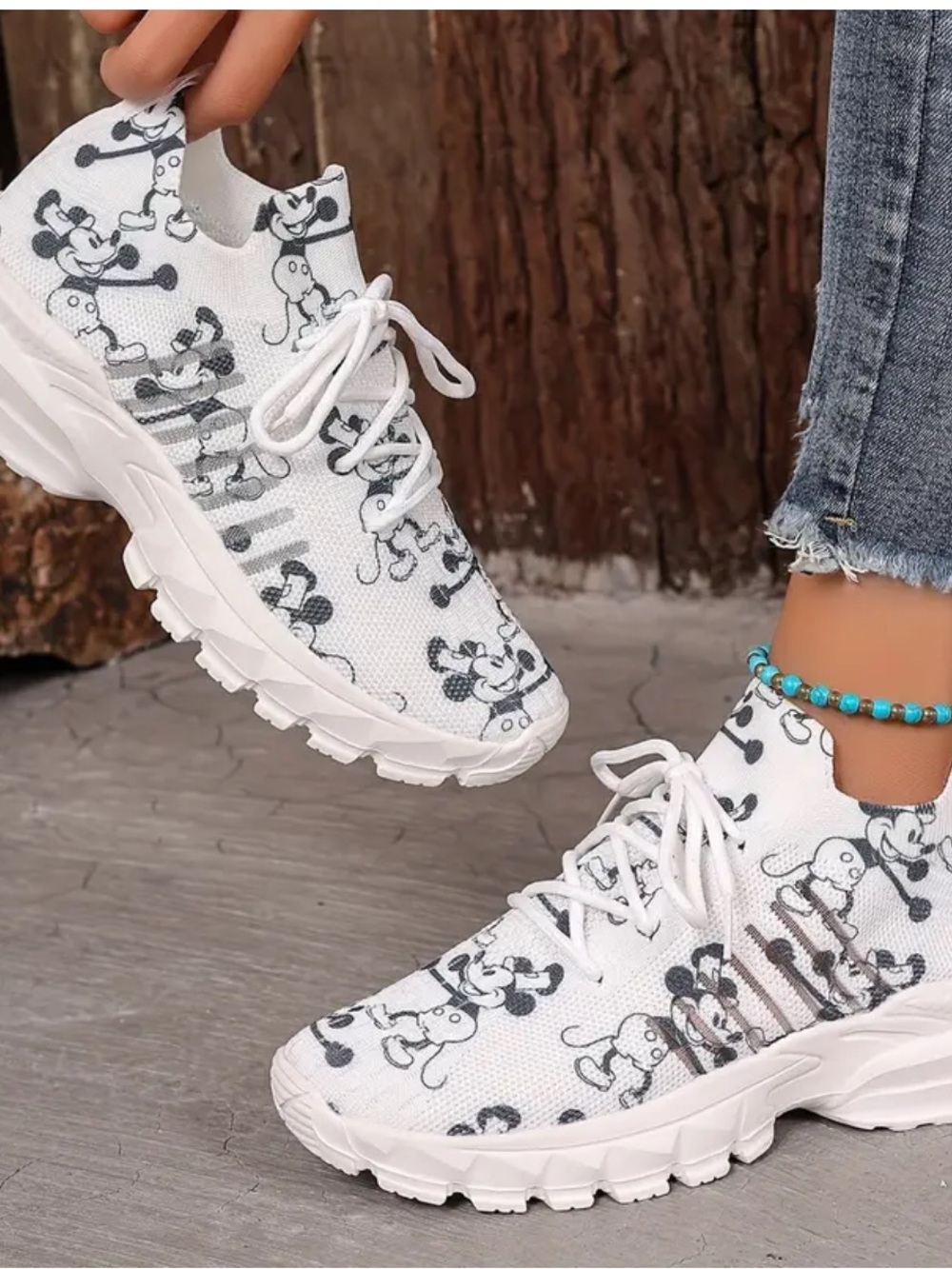 Women's Sz 10 White Cartoon Print High-Top Knit Sneakers w/BONUS🖤